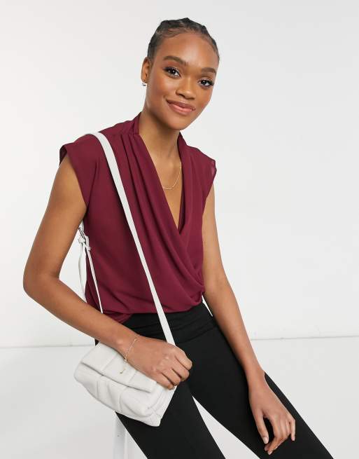 ASOS DESIGN - Top cache-cœur sans manches drapé - Bordeaux, 3 de 4