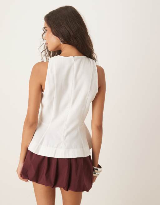 ASOS DESIGN - Top cintré sans manches avec basques - Blanc, 3 de 4