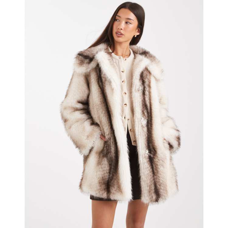 208774165-1-creamstripe?$