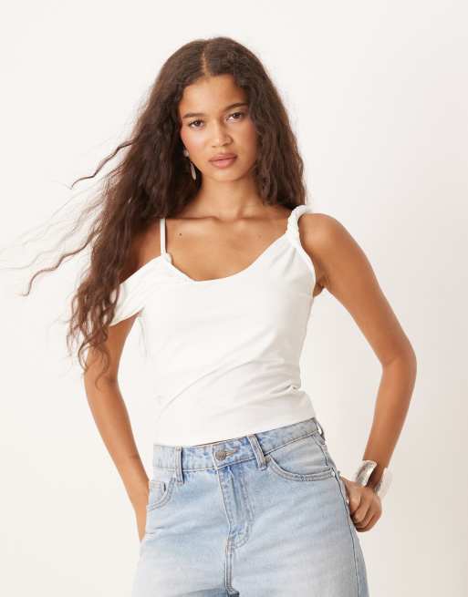 ASOS DESIGN - Top color avorio monospalla con incrocio drappeggiato