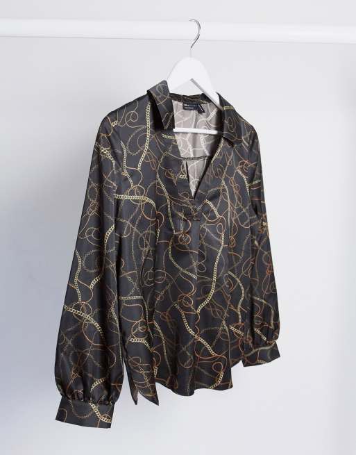 ASOS DESIGN - Top con colletto, scollo a V e stampa a catene