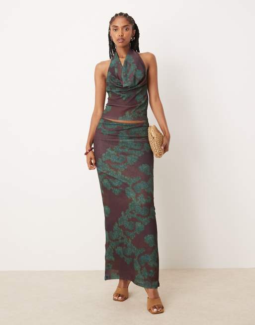 ASOS DESIGN - Top con scollo ad anello in rete garzata marron con stampa in coordinato, 4 di 4
