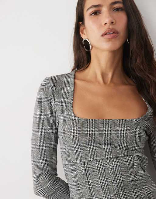 ASOS DESIGN top corsetto a maniche lunghe con scollo quadrato in tessuto spazzolato a quadri, 3 di 4