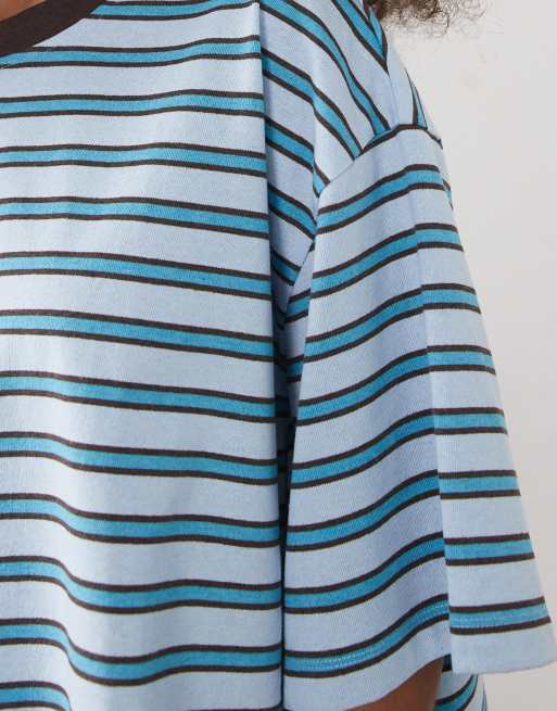 ASOS DESIGN - Top corto azul a rayas de corte cuadrado con cuello en contraste, 4 de 4
