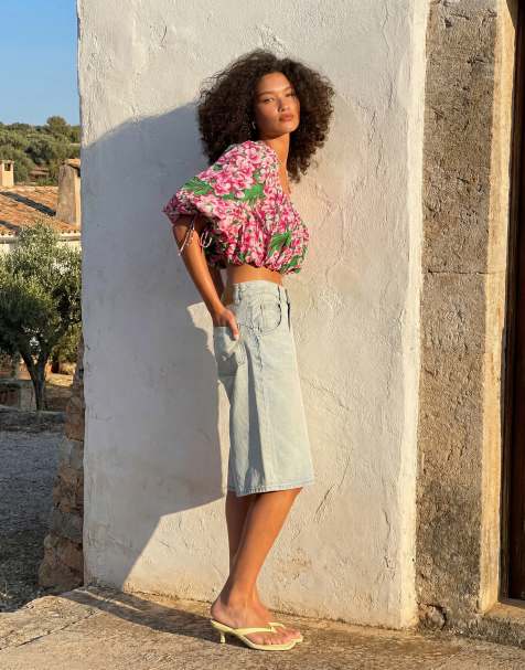 ASOS DESIGN - Top corto con estampado floral y mangas abullonadas - view 1