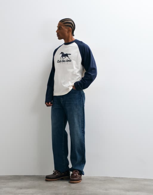 ASOS DESIGN top coupe carrée oversize à manches longues raglan avec imprimé graphique club en crème, 2 de 5