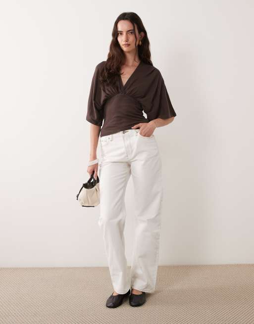 ASOS DESIGN - Top cruzado marrón con cuello de pico, 2 de 4