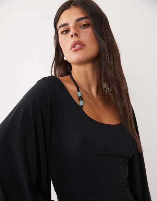 ASOS DESIGN - Top de conjunto con mangas kimono y abalorios en negro, 3 de 4