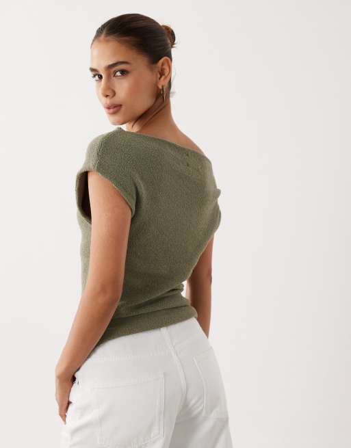 ASOS DESIGN top de hilo slub con detalle asimétrico en caqui, 4 de 4