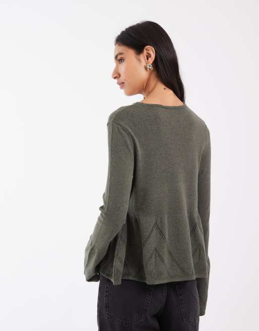 ASOS DESIGN top de punto con sobrefalda de manga larga en caqui, 4 de 4