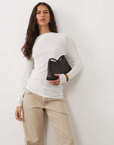 ASOS DESIGN - top de punto fino con hombros descubiertos y fruncido en crema - view 1