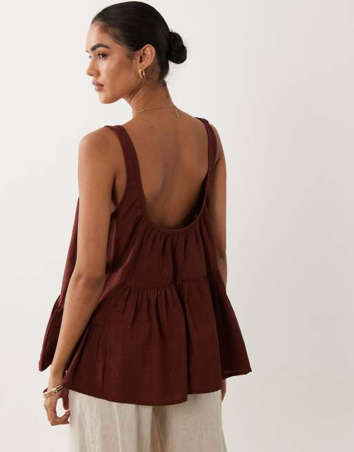 ASOS DESIGN - top de tirantes con cuello ancho y sobrefalda en marrón, 4 de 4