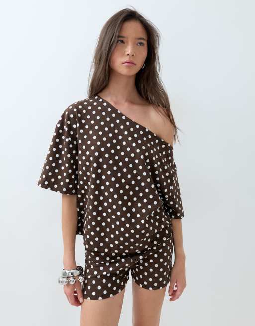 ASOS DESIGN - Top d'ensemble à pois avec épaules dénudées - Chocolat, 3 de 5