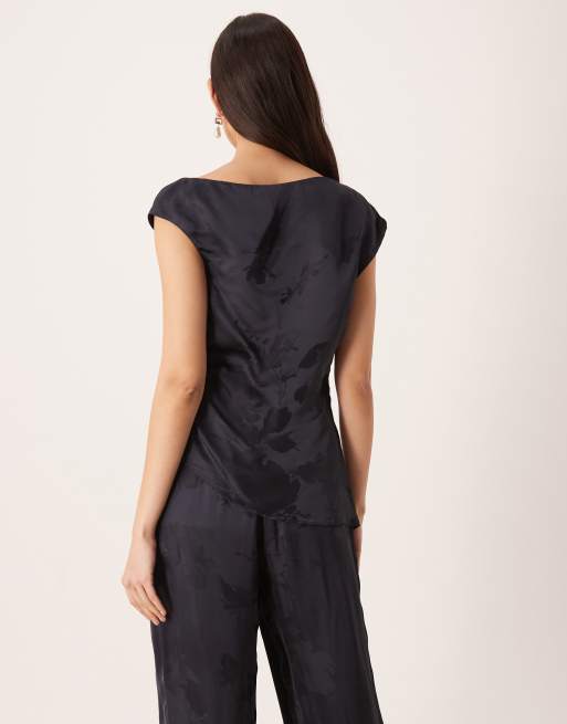 ASOS DESIGN - Top d'ensemble élégant en jacquard satiné à fronces - Bleu marine, 3 de 4