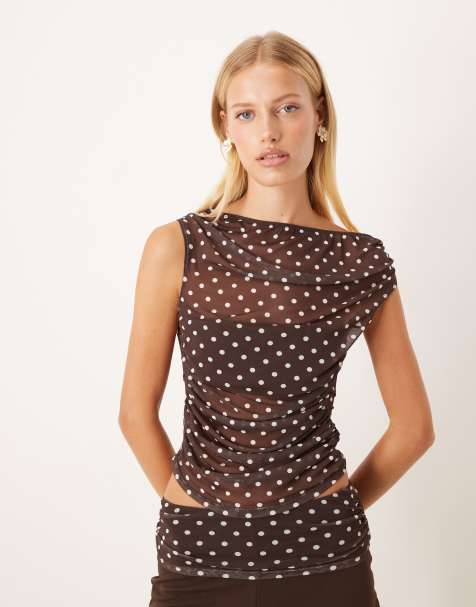 ASOS DESIGN - Top d'ensemble froncé en tulle à pois avec manches courtes - Marron - view 1