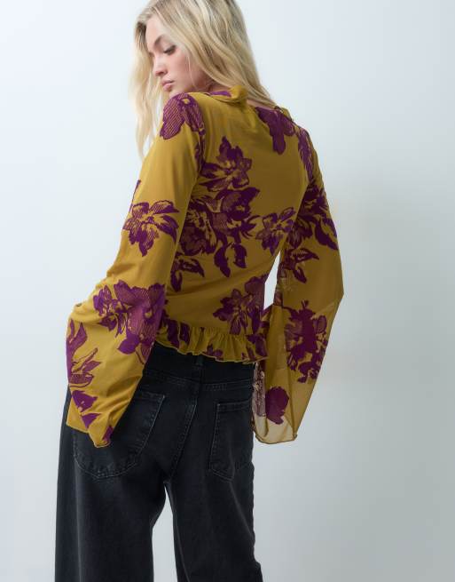 ASOS DESIGN top dévoré à manches évasées avec détail à volants, ocre, 4 de 5