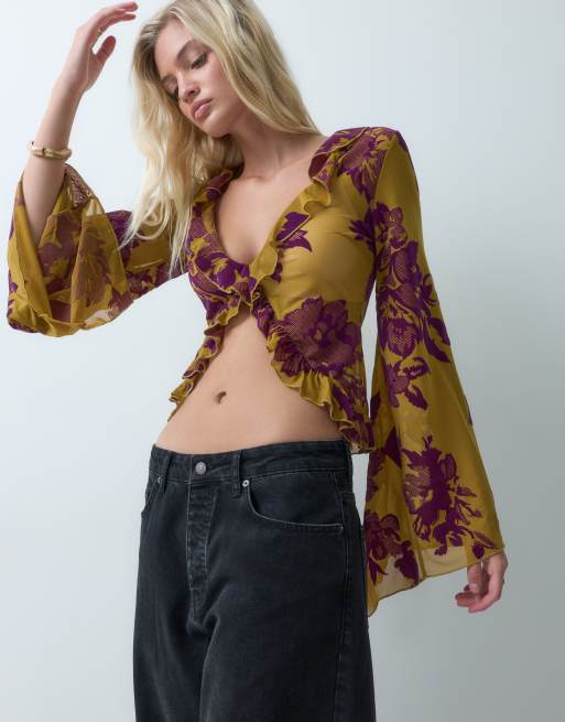 ASOS DESIGN top dévoré à manches évasées avec détail à volants, ocre, 5 de 5