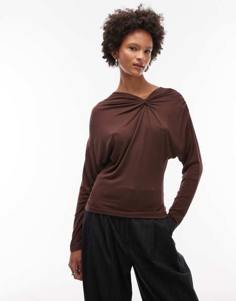 ASOS DESIGN - Top doux à manches longues et épaules torsadées - Chocolat - view 1