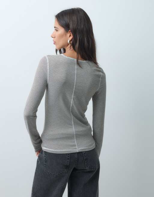 ASOS DESIGN top doux à manches longues ras de cou à rayures kaki, 4 de 4