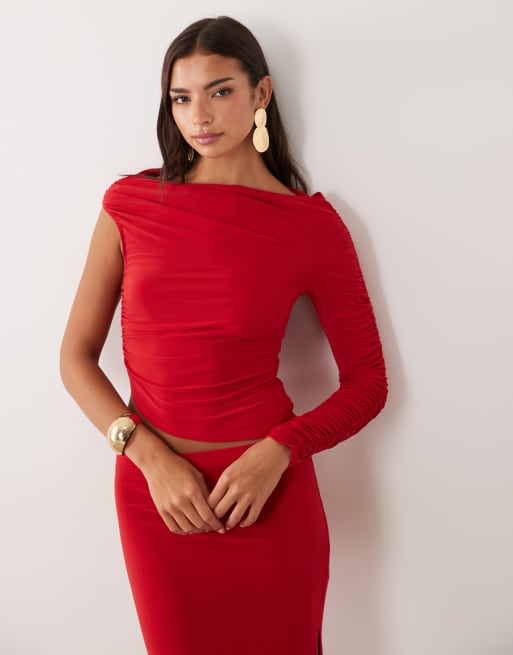 ASOS DESIGN - Conjunto rojo de falda y top ceñido y drapeado, 2 de 3