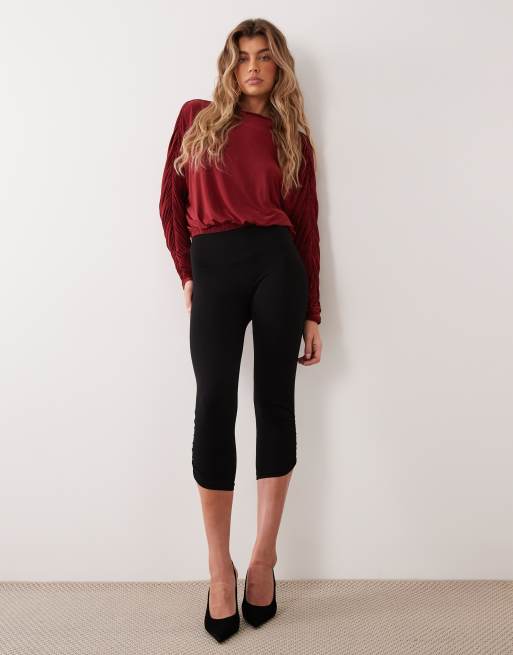 ASOS DESIGN top drapeado sin espalda con hombreras en burdeos, 3 de 4