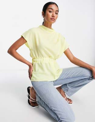 Top drappeggiato accollato con girovita elasticizzato e fondo peplo color lime-Giallo - ASOS DESIGN Camicia donna  - immagine1