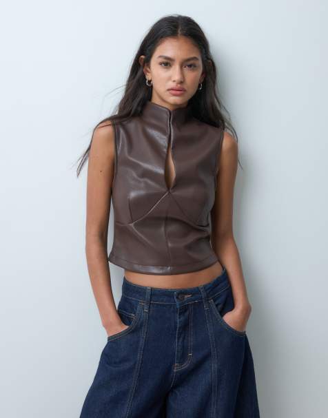 ASOS DESIGN top effetto pelle con colletto alla coreana marrone - view 1