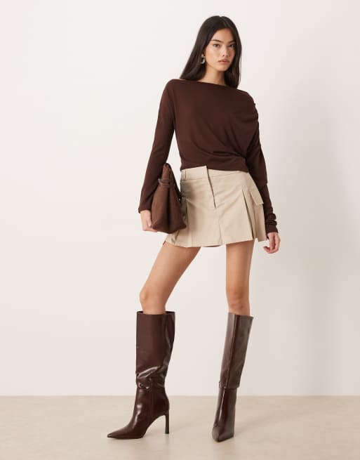 ASOS DESIGN - Top en aspect maille avec manches longues et épaule tombante - Marron, 2 de 4