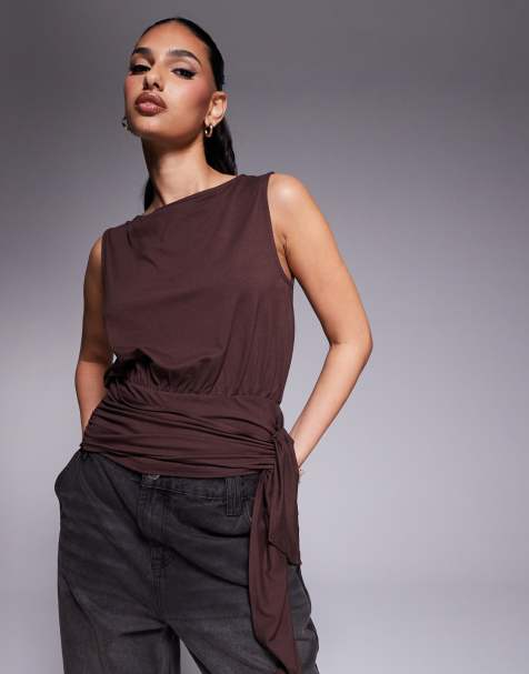 ASOS DESIGN - Top en cupro à encolure bateau nouée sur le côté - Marron - view 1