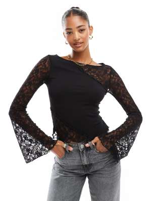 ASOS DESIGN - Top en dentelle avec manches ange et coutures apparentes - Noir-Blanc
