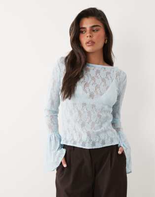 Top en dentelle transparente avec poignets évasés - Bleu pâle M