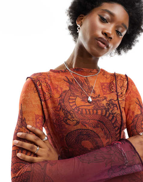 ASOS DESIGN - Top en tulle à imprimé dragon avec encolure bateau et ourlet fendu - view 1