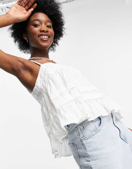 ASOS DESIGN - Top estivo con scollo quadrato con pinces e fondo con volant, color avorio