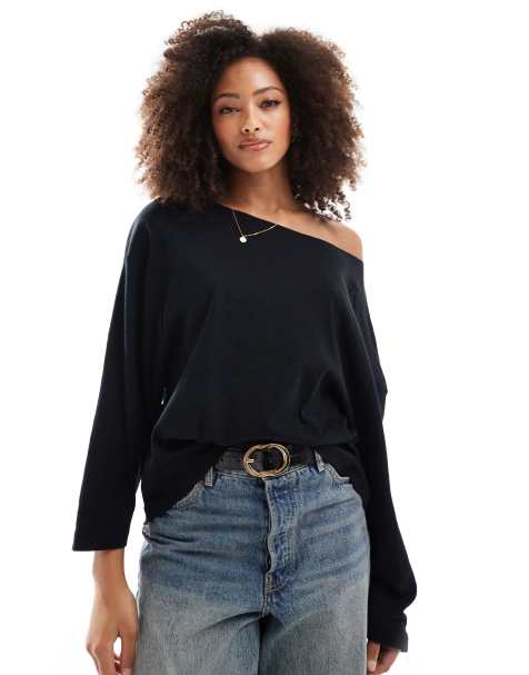 ASOS DESIGN - Top flammé décontracté à épaules dénudées - Noir - view 1