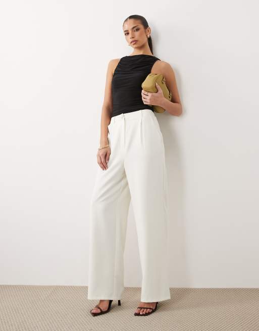 ASOS DESIGN - Top froncé près du corps à encolure bateau et ourlet en pointe - Noir, 2 de 4