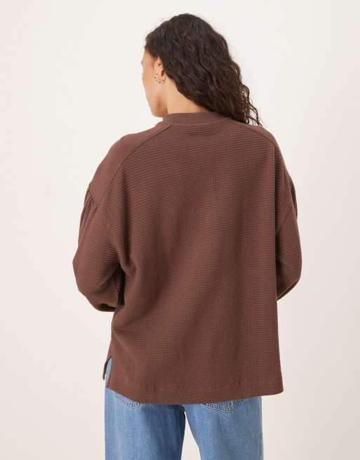 ASOS DESIGN - Top gaufré à col tunisien et manches longues bouffantes - Chocolat délavé, 3 de 4