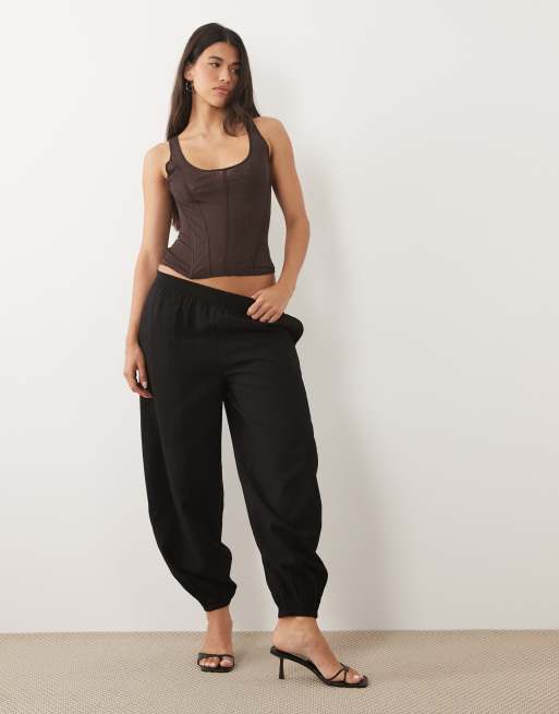 ASOS DESIGN top gorsetowy z siateczki w kolorze czekoladowym, 3 z 4