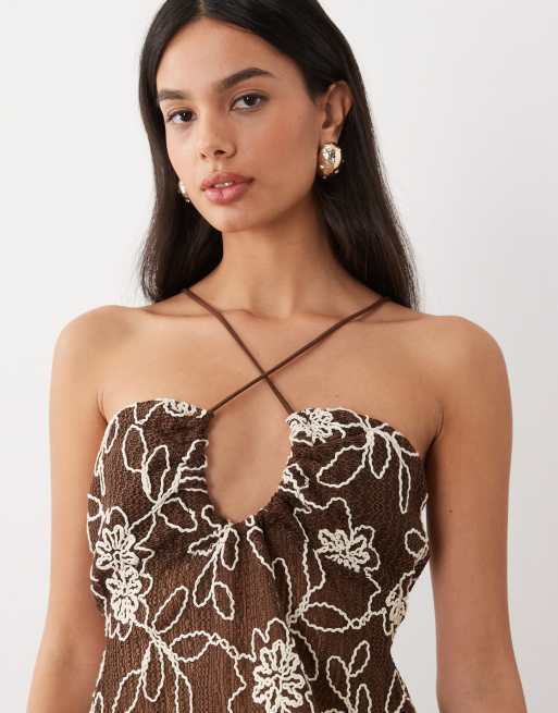 ASOS DESIGN - top halter de croché bordado en marrón, 2 de 4