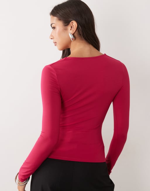 ASOS DESIGN top i polyamid med lange ærmer, U-trim og dyb rund hals i kirsebærrød, 3 af 4