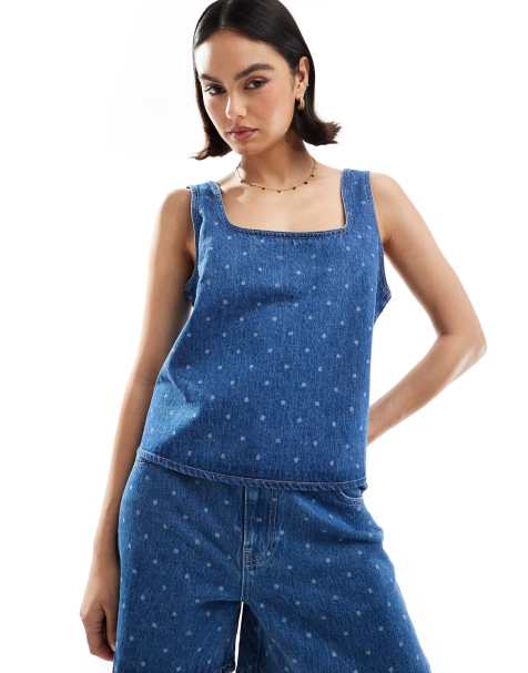 ASOS DESIGN - Top in denim blu medio con stampa a pois e scollo squadrato - view 1