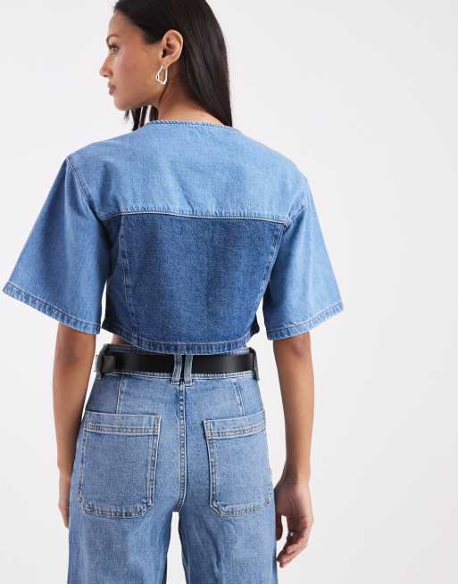 ASOS DESIGN - Top in denim color blu medio con bottoni e pannelli a contrasto, 3 di 4