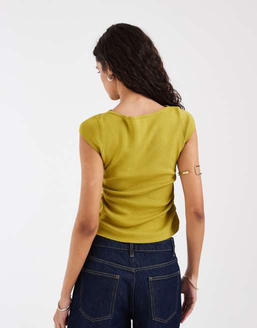 ASOS DESIGN - Top in maglia compatta kaki con scollo a barchetta e arricciatura, 3 di 4