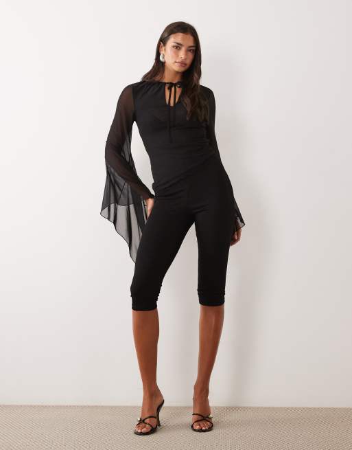 ASOS DESIGN top in mesh nero con orlo asimmetrico, maniche drappeggiate e apertura a goccia, 3 di 4
