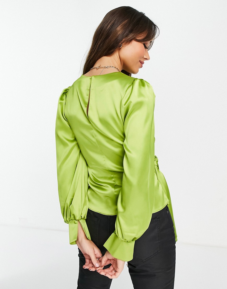 Top in raso drappeggiato sul lato con allacciatura verde - ASOS DESIGN Camicia donna  - immagine3