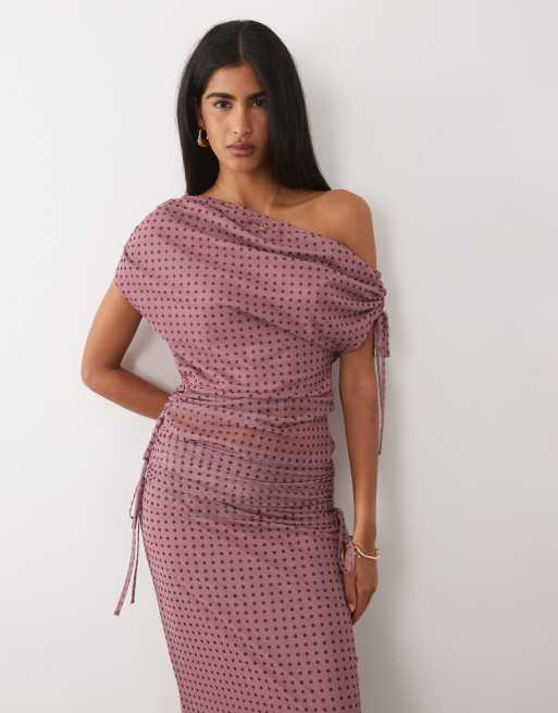 ASOS DESIGN - Top in rete a pois con spalle arricciate e vita stretta in coordinato, 3 di 4
