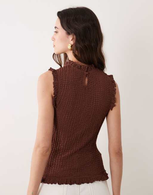 ASOS DESIGN - Top marrón con borde de volante, 4 de 4