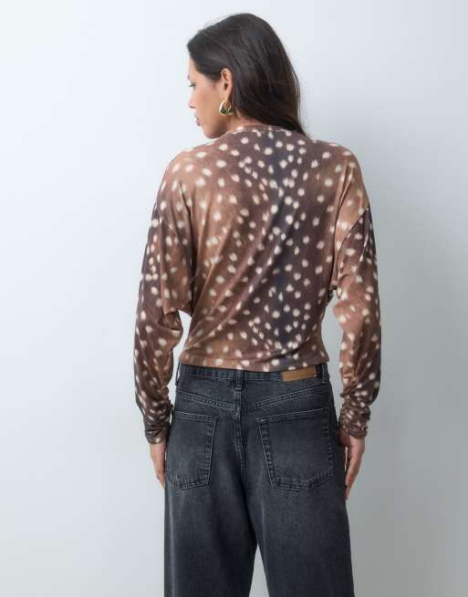 ASOS DESIGN top med lange ærmer i hjortemønster, 4 af 5