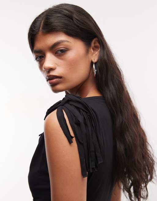 ASOS DESIGN top med rynkedetalje og frynser i sort, 3 af 4
