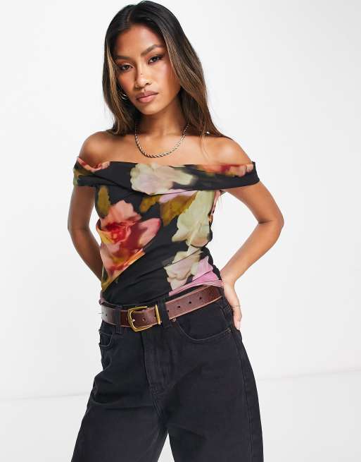 ASOS DESIGN - Top med sænkede skuldre og vandfaldsudskæring i mørkt blomsterprint