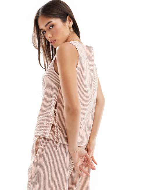ASOS DESIGN - Top med tekstur, bindebånd i siden og rosa striber - Del af sæt , 2 af 4